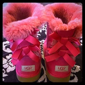 COPY - Girls UGG boots pink